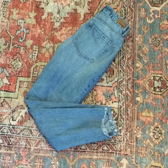 Women’s Garage Jeans - Picture 4 of 8